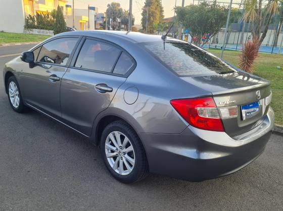 HONDA CIVIC 1.8 LXL 16V FLEX 4P AUTOMÁTICO
